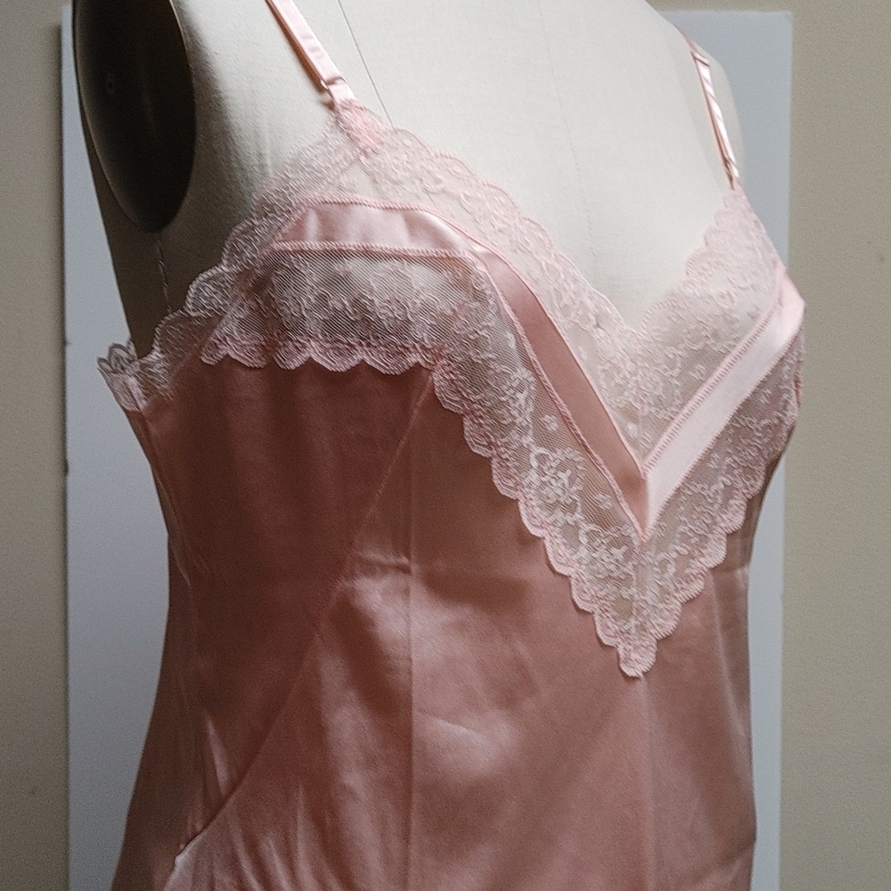 VTG Vanity Fair Pink Camisole 36